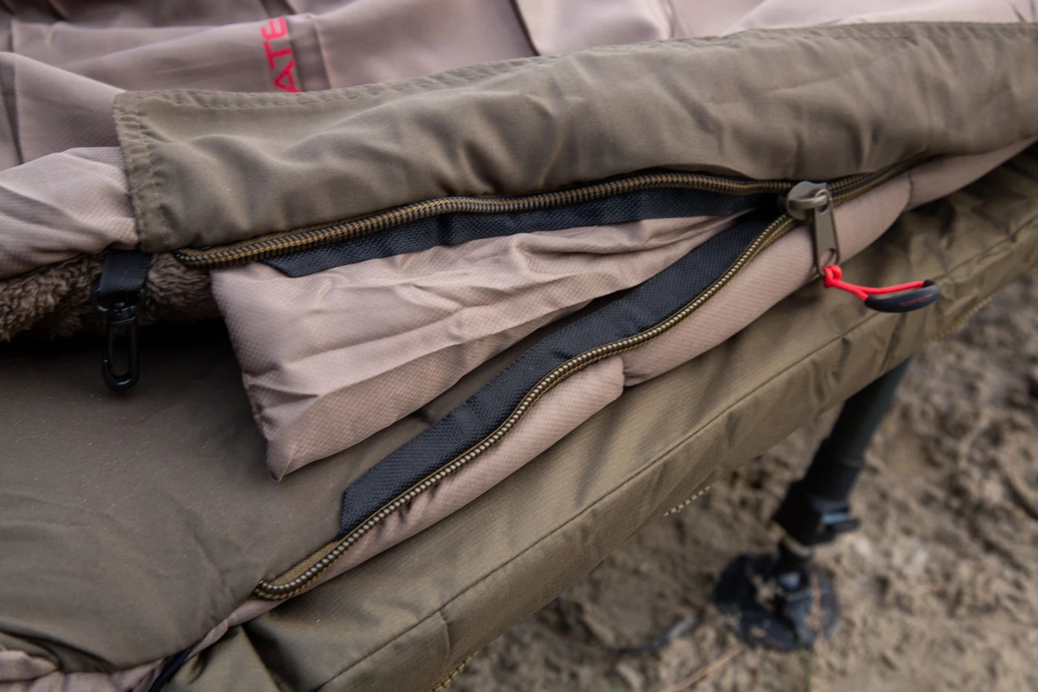 Ultimate Thermo Shield Sleeping Bag 14 Ultimate Thermo Shield Sleeping Bag - Afbeelding 12