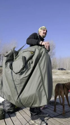 Black Cat Extreme Bedchair Bag -Sticky Baits-winkel aonj35kwhzfhlcnrz4wnyxinjptx3xoe scaled 1