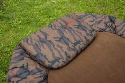 Ultimate Bedchair Deluxe Camo 29 Ultimate Bedchair Deluxe Camo -Sticky Baits-winkel b1f31965f5b34466