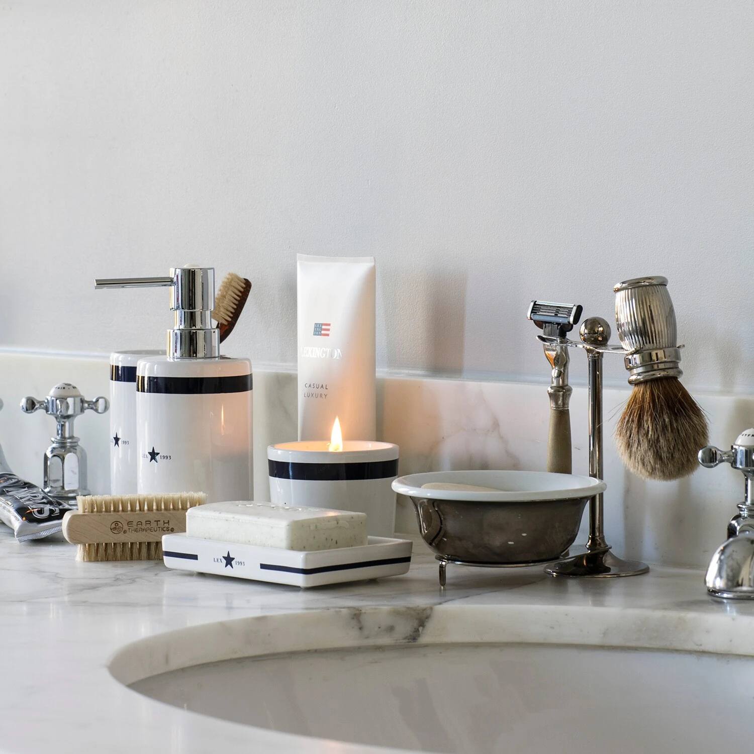 Lexington Earthenware Soap Dispenser, Grey 4 Lexington Earthenware Soap Dispenser, Grey - Afbeelding 3