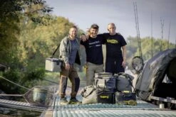 Black Cat Extreme Bedchair Bag -Sticky Baits-winkel qgpcbpylom3isq6omftv2ymbqtot3gmv scaled 1